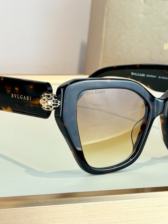 Bulgari Tortoiseshell Gradient Cat-Eye Sunglasses - Brown main image 7